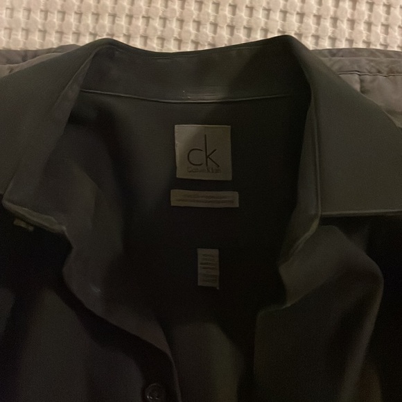 Black w/ pattern - Picture 2 of 2